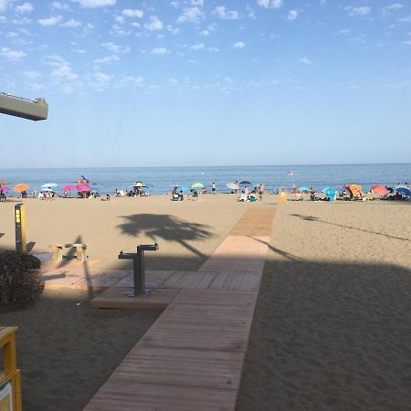 Escapada A La Costa Del Sol Apartment ฟูเอนฮิโรลา ภายนอก รูปภาพ
