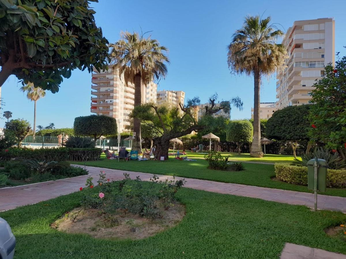 Escapada A La Costa Del Sol Apartment ฟูเอนฮิโรลา ภายนอก รูปภาพ