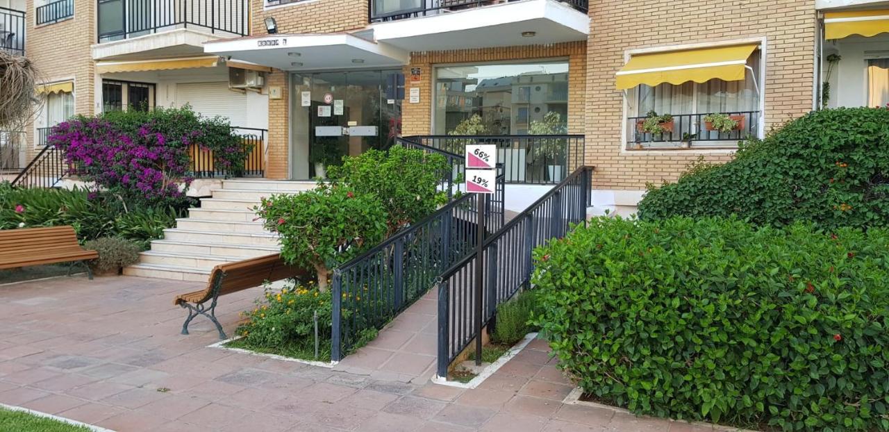Escapada A La Costa Del Sol Apartment ฟูเอนฮิโรลา ภายนอก รูปภาพ