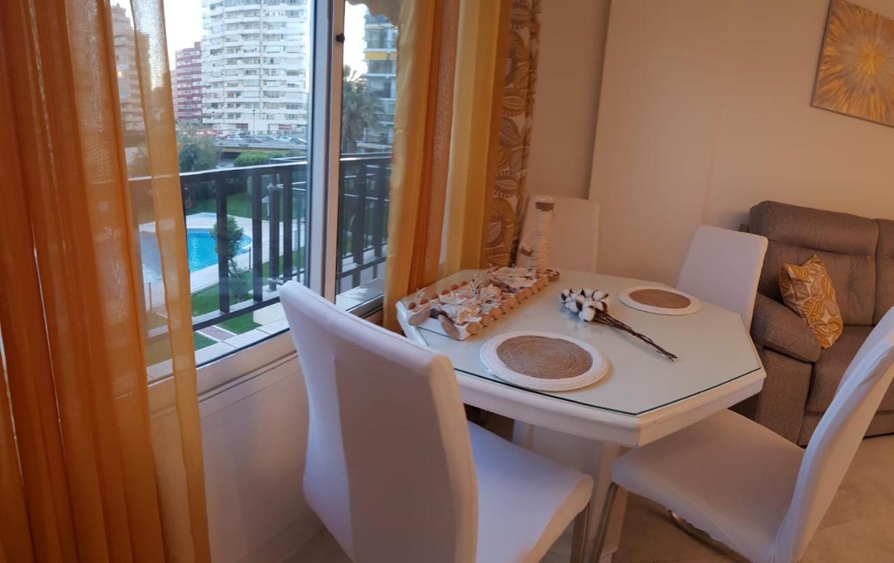 Escapada A La Costa Del Sol Apartment ฟูเอนฮิโรลา ภายนอก รูปภาพ